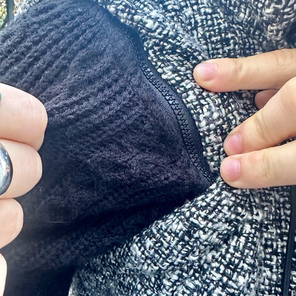 Desigual warm jackets with detachable sleeves - Picture 7 of 8